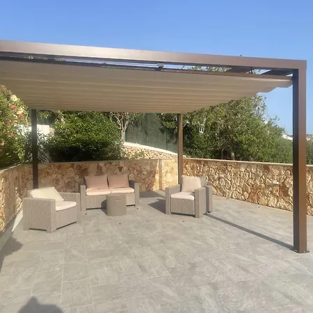 Katarina Villa Son Bou