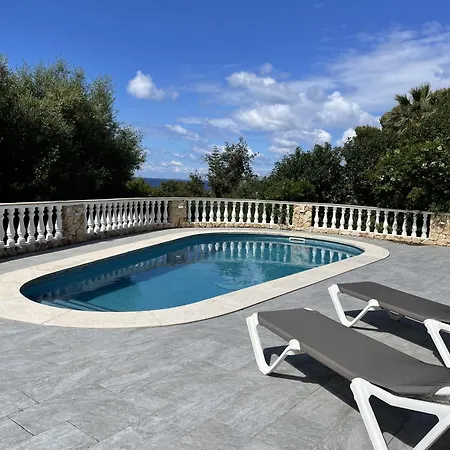 Katarina Villa Son Bou