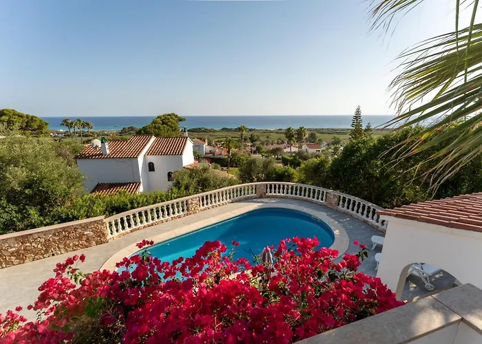 Katarina סון באו